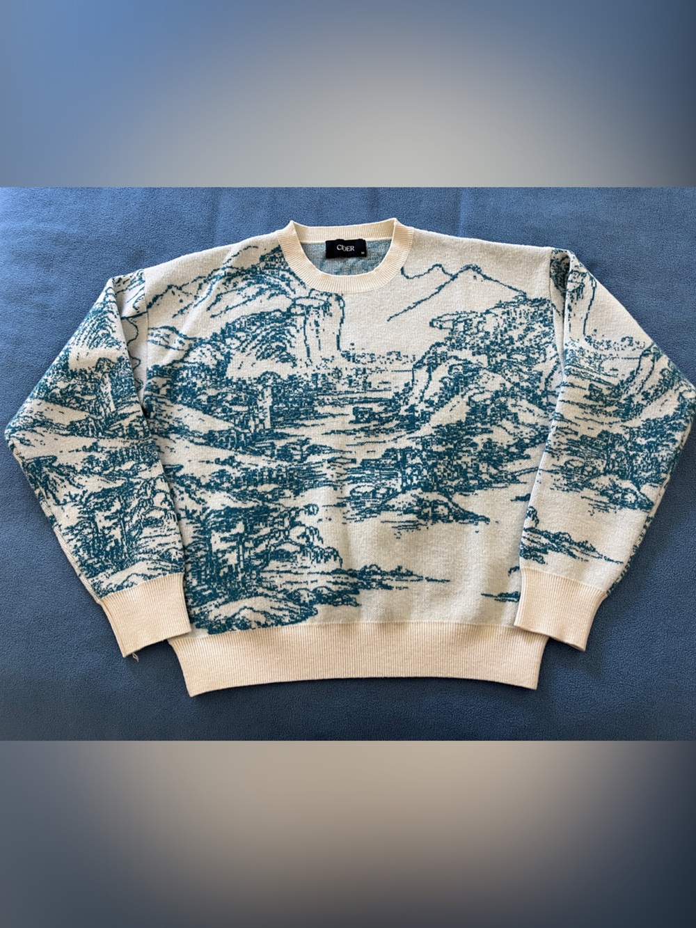 Cider blue and cream scenic crewneck sweater M